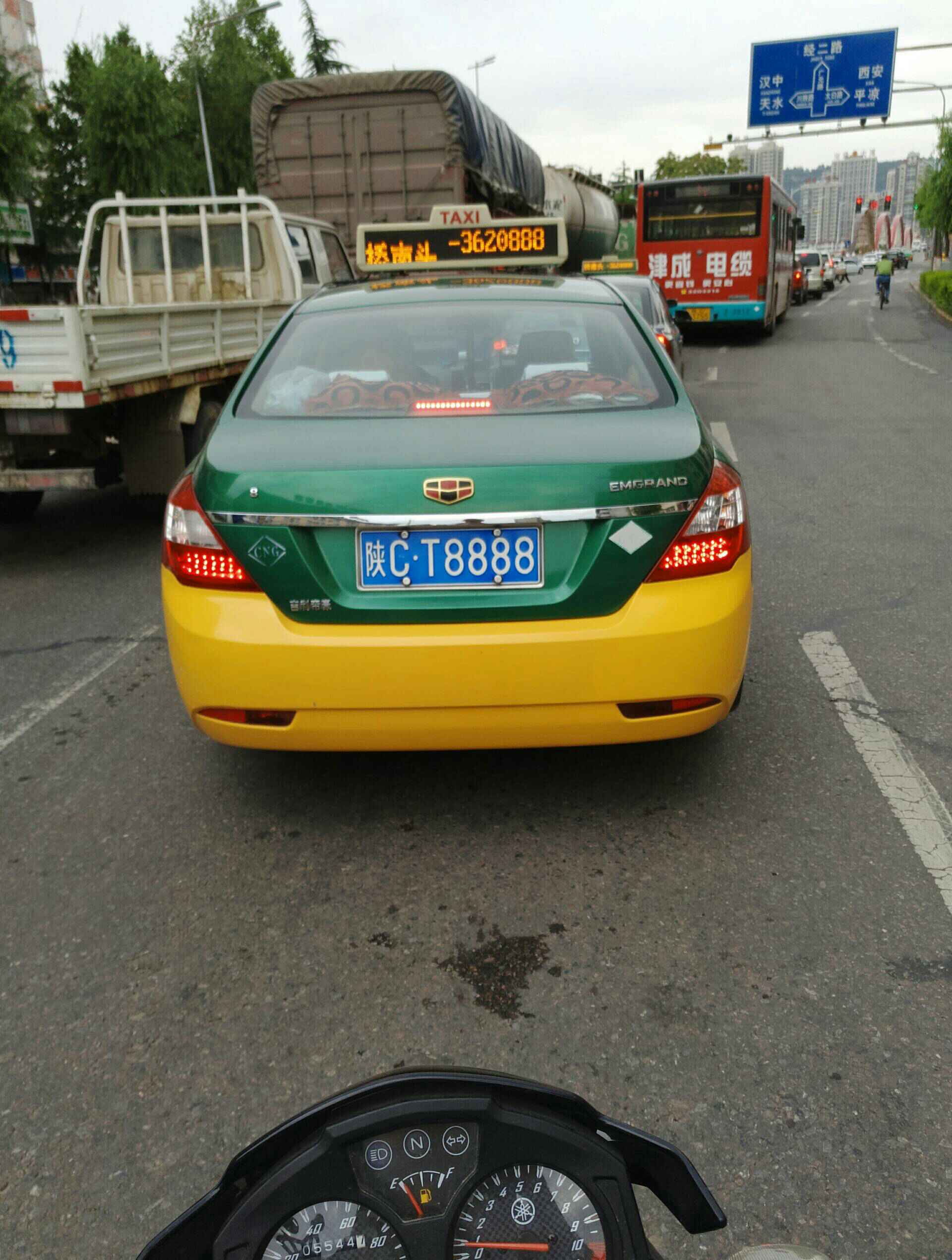 宝鸡市的出租车 - 2822272228杨的快手