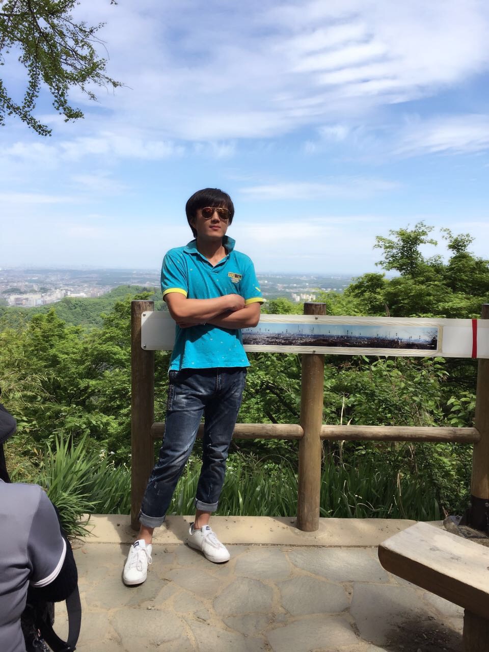 年轻小伙,在日本