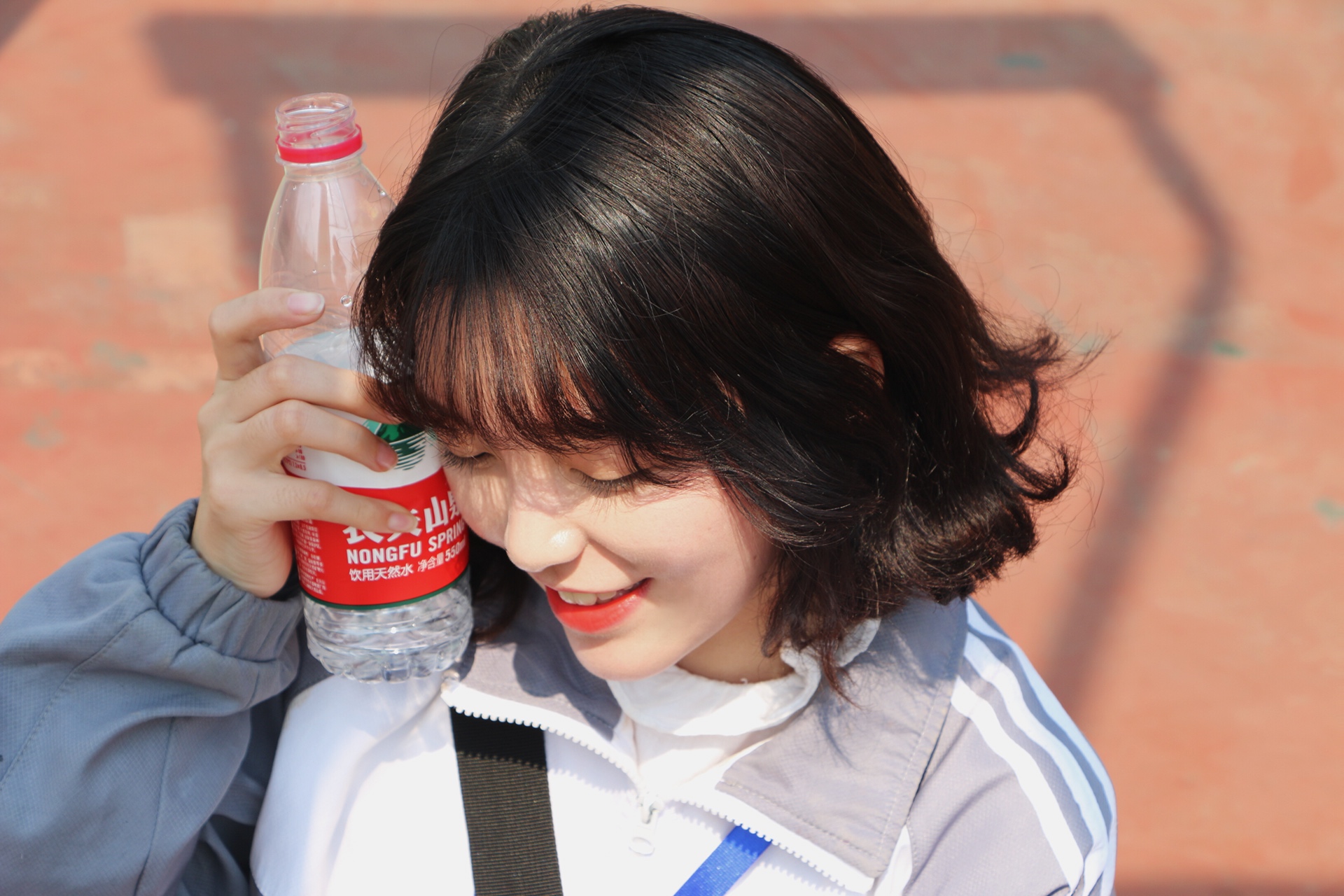 校服萍来更新一下～ 晚安96 - 一打笙.的快手